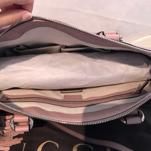 GUCCI HANDBAG - Picture 3 of 5